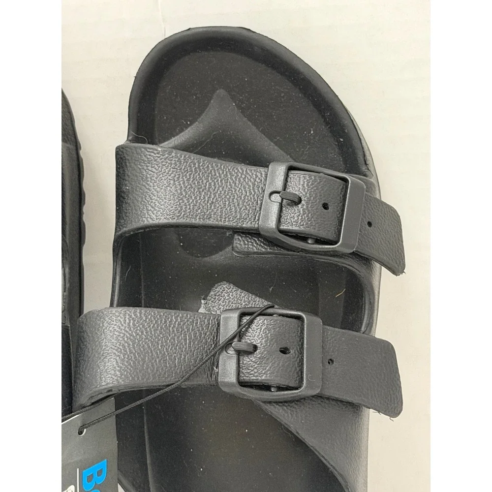QT Revolution Boys Black Dual Strap Buckle Slide Sandals Size M 13/1 NEW‎